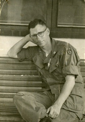1LT Chuck Meyers in Vietnam
