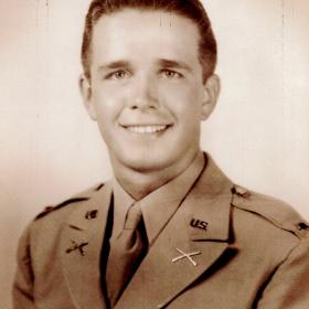 Portrait of 1st Lieutenant Robert H Eddy