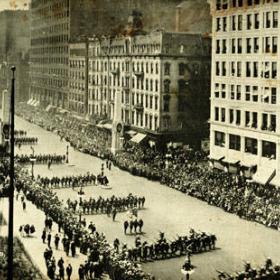 A parade of soldiers on Michigan Ave. in Chicago.